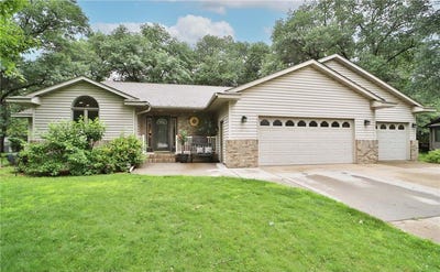 /international/us/12875-parkwood-drive-baxter-mn-110101009070/