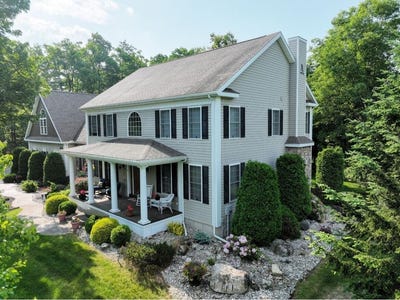 /international/us/16-highland-view-way-west-chazy-ny-110100282507/?lang=en