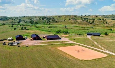 /international/us/445-inyan-kara-creek-road-upton-wy-110101832216/