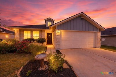 /international/us/303-schuyerville-drive-elgin-tx-110106845685/