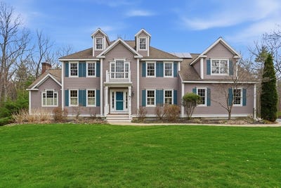 /international/us/88-drumlin-hill-rd-bolton-ma-110107476961/