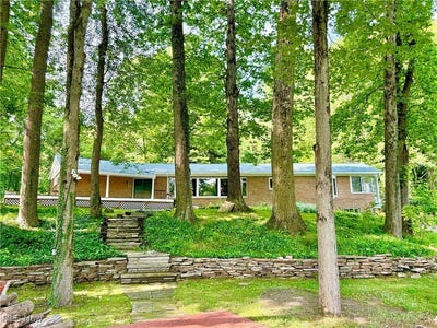 /international/us/6684-farview-road-brecksville-oh-110099994104/