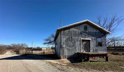 /international/us/608-e-college-street-coleman-tx-110105845101/