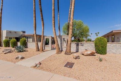 /international/us/17205-n-107th-avenue-sun-city-az-110099933118/