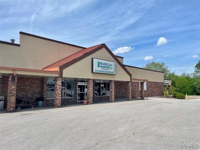 /international/us/628-old-saint-marys-road-perryville-mo-110106978304/