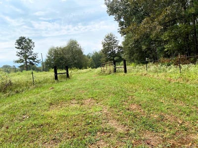 /international/us/317-high-st-winthrop-ar-110102603995/