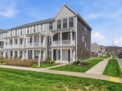 /international/us/1638-hastings-park-dr-south-fayette-pa-110107660370/
