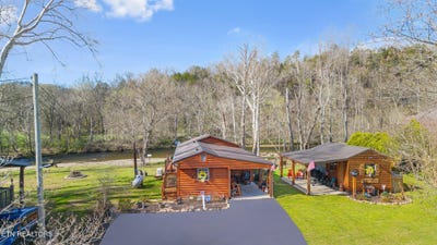 /international/us/7223-e-lamar-alex-pkwy-townsend-tn-110106568909/