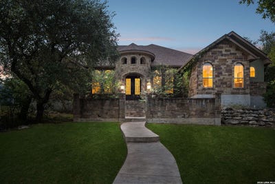 /international/us/18872-helotes-rdg-helotes-tx-110110349828/