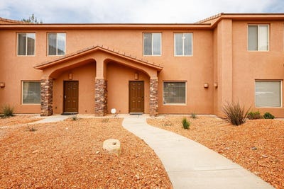 /international/us/300-e-300-n-kanab-ut-110101395953/