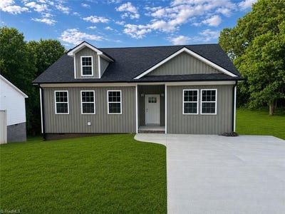 /international/us/134-pinnix-street-jonesville-nc-110108194524/