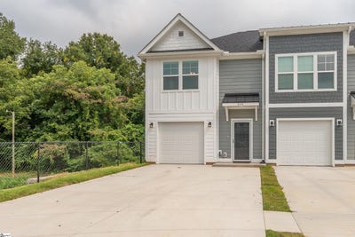 /international/us/311-lion-heart-lane-greer-sc-110095819191/