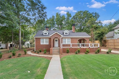 /international/us/227-e-marable-street-monroe-ga-110120463211/