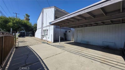 /international/us/1098-w-9th-san-bernardino-ca-110108935329/