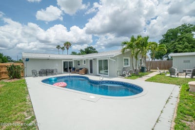 /international/us/2181-cheryl-court-melbourne-fl-110101542125/?lang=en
