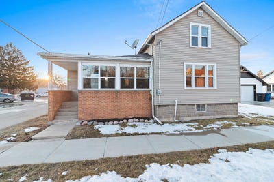 /international/us/1419-fox-street-oshkosh-wi-110106624600/