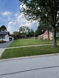 /international/us/22-w-graham-avenue-lombard-il-110073098141/