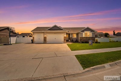 /international/us/5523-lakefield-cir-ammon-id-110109102688/