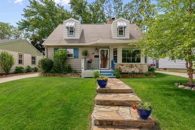/international/us/6619-w-fremont-pl-milwaukee-wi-110100219773/