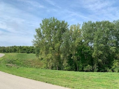 /international/us/2951-serenity-lane-ne-rochester-mn-110104817059/