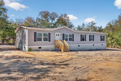 /international/us/98-long-branch-road-salley-sc-110106014611/