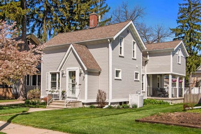 /international/us/1716-mc-culloch-street-stevens-point-wi-110107826382/