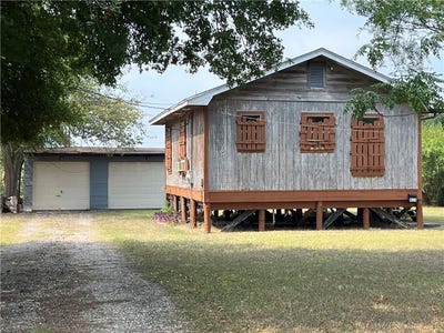 /international/us/613-w-market-street-sinton-tx-110100053146/
