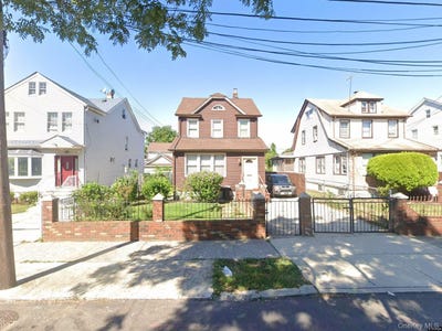 /international/us/13430-228th-street-laurelton-ny-110107626785/