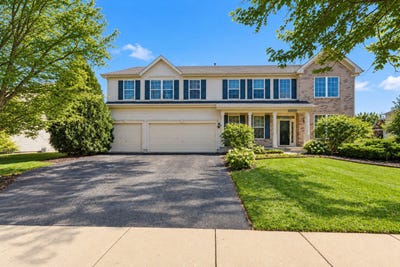 /international/us/829-lindsey-lane-bolingbrook-il-110110178484/