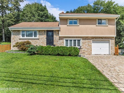 /international/us/12-washington-avenue-south-amboy-nj-110110056453/