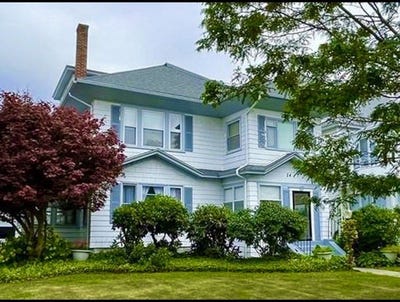 /international/us/24-somerset-worcester-ma-110106374723/