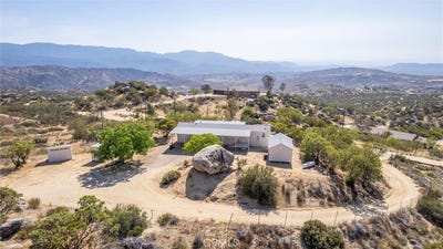 /international/us/44700-gold-creek-lane-aguanga-ca-110108227312/