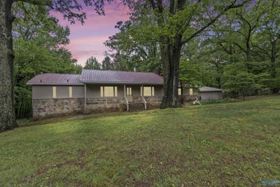 /international/us/102-peyton-circle-gurley-al-110099032470/