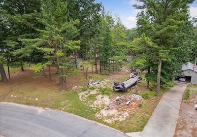 /international/us/8511-w-easy-street-mears-mi-110105362021/
