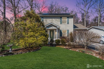 /international/us/90-bear-brook-road-princeton-nj-110098258681/