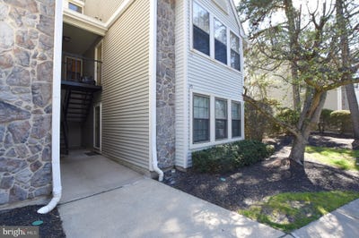 /international/us/43-chelmsford-court-marlton-nj-110108231161/
