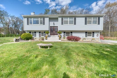 /international/us/11-hally-lane-colchester-ct-110107990947/