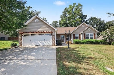 /international/us/744-white-cloud-drive-lyman-sc-110120069439/