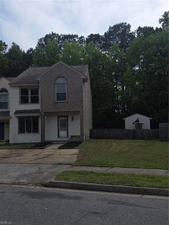 /international/us/812-s-lake-circle-chesapeake-va-110108300273/