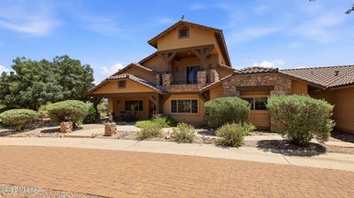 /international/us/90-elgin-road-elgin-az-110110338343/