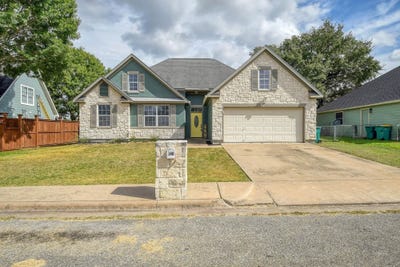 /international/us/340-rose-mayer-loop-la-grange-tx-110102533656/