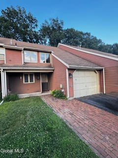 /international/us/38-commonwealth-drive-bethlehem-ny-110101008046/