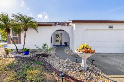 /international/us/604-foxwood-boulevard-englewood-fl-110097144262/