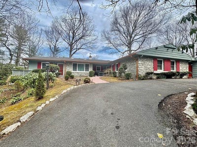 /international/us/126-ridgeview-road-spruce-pine-nc-110106618460/