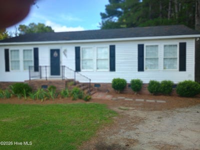 /international/us/4491-honey-hill-road-hallsboro-nc-110119765726/