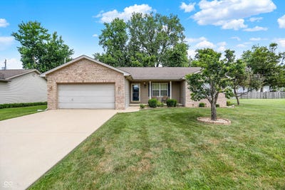 /international/us/822-allendale-drive-seymour-in-110101069138/