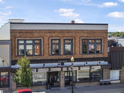 /international/us/117-n-mitchell-street-cadillac-mi-110106006069/