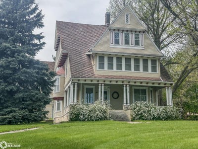 /international/us/322-n-18th-street-clarinda-ia-110103321278/