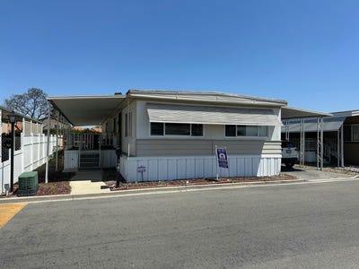 /international/us/10550-western-ave-stanton-ca-110100569783/