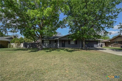 /international/us/205-tanglewood-road-temple-tx-110108499768/
